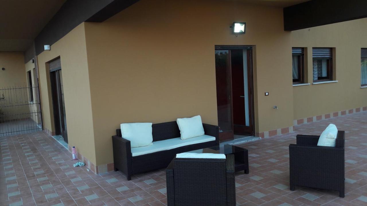 Stella Di Mare Villa Terracina Bagian luar foto
