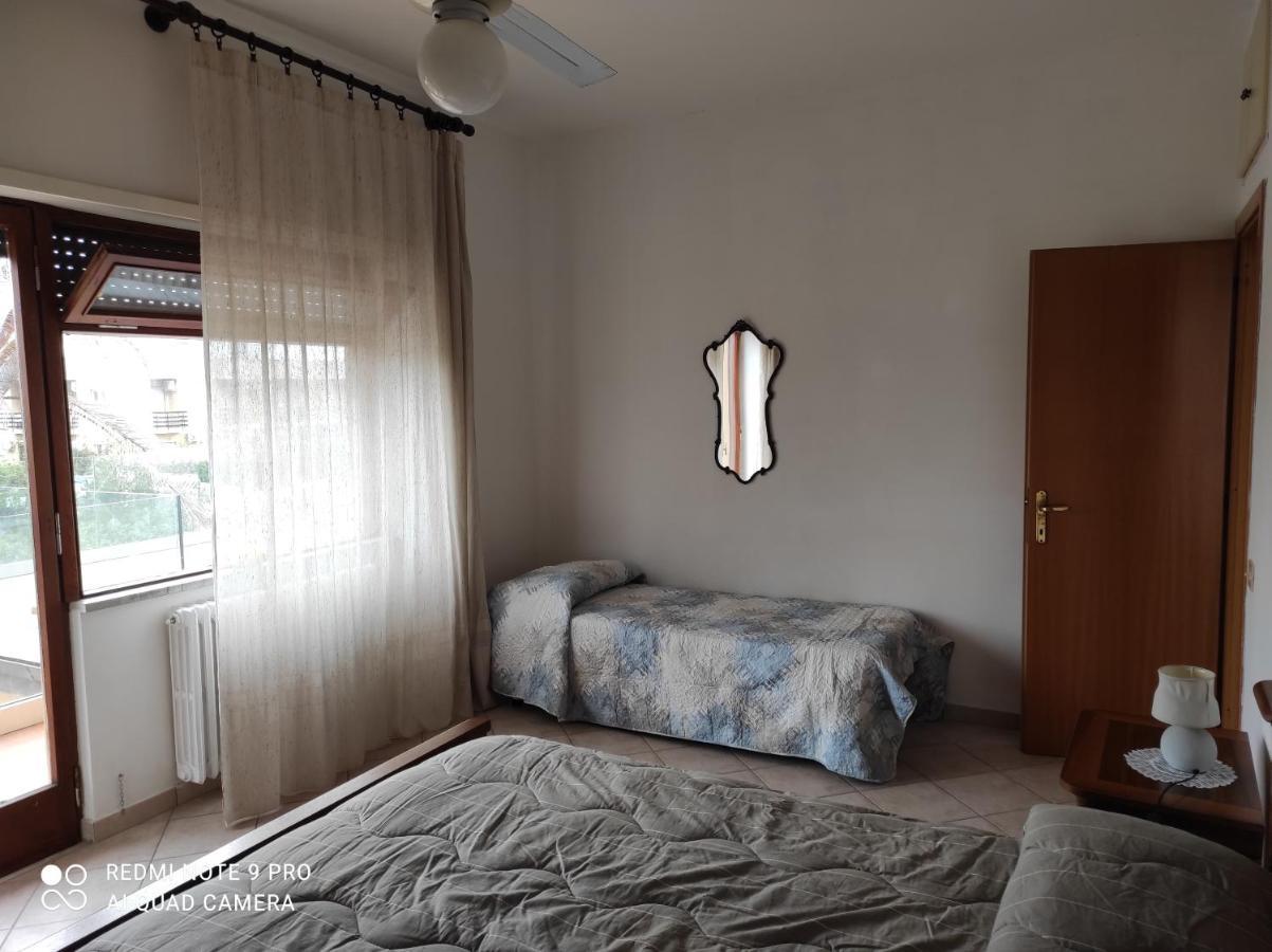 Stella Di Mare Villa Terracina Bagian luar foto