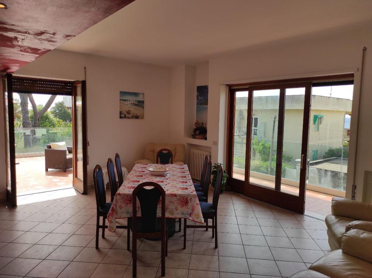 Stella Di Mare Villa Terracina Bagian luar foto
