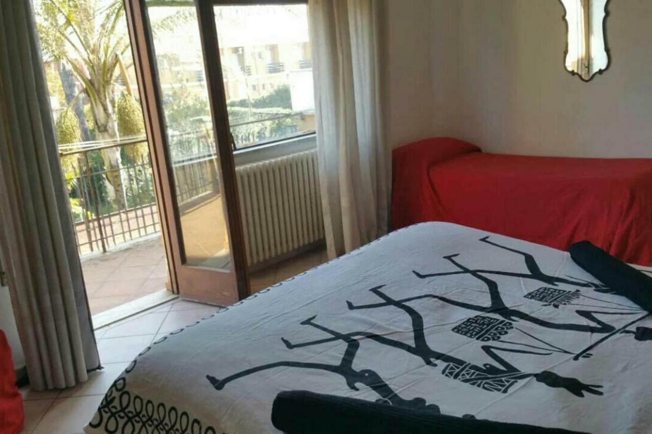 Stella Di Mare Villa Terracina Bagian luar foto